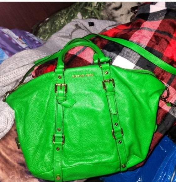🍂🍁VERY RARE Michael kors Apple Green Bedford bag - Picture 5 of 7